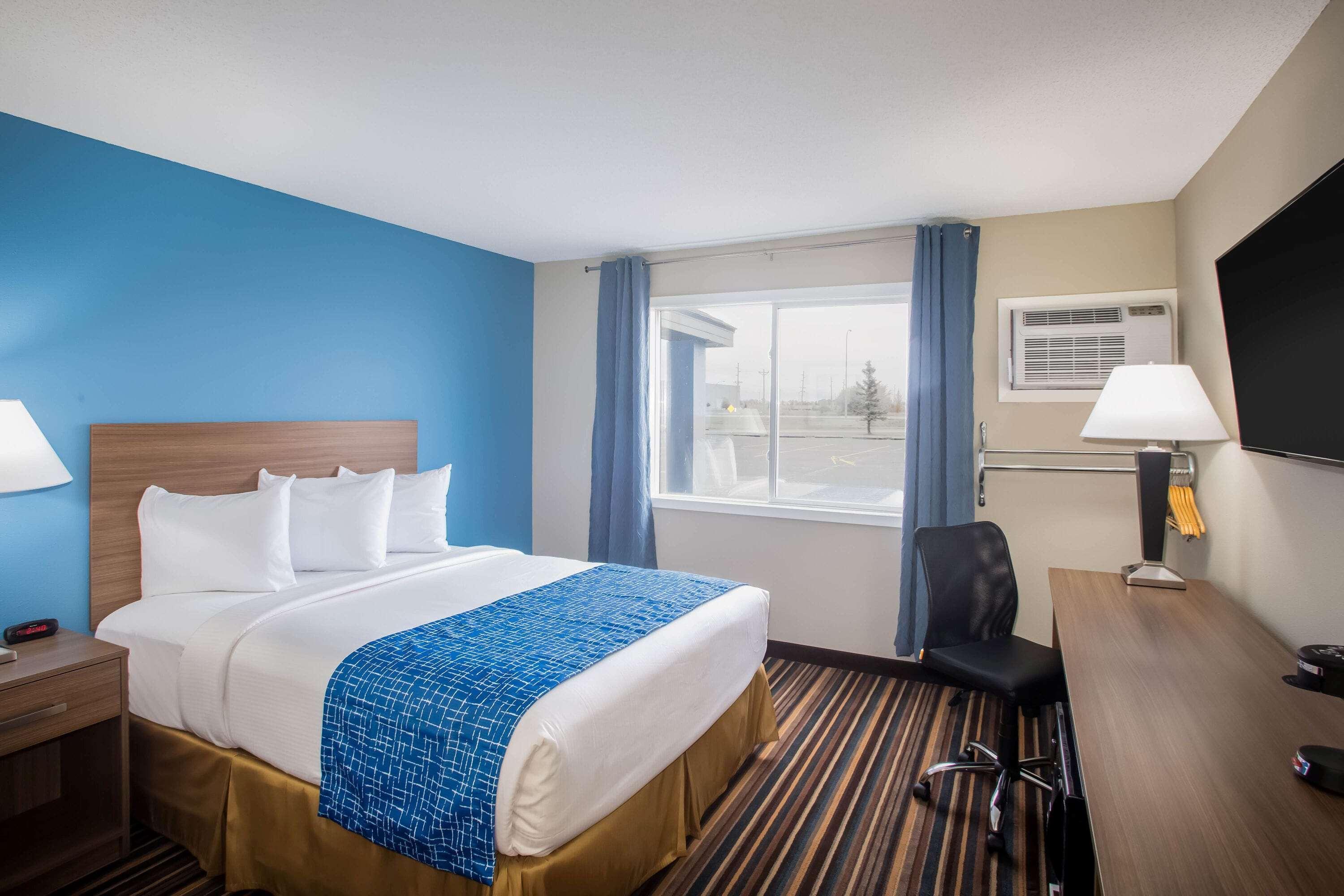 Travelodge By Wyndham Wahpeton Exterior photo